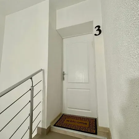 Ly Apartamentai 公寓 帕兰加
