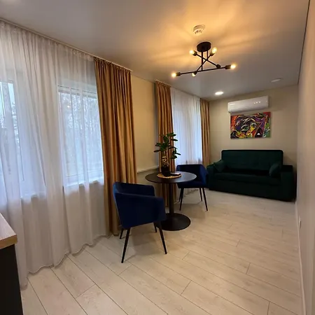 Ly Apartamentai 公寓 帕兰加